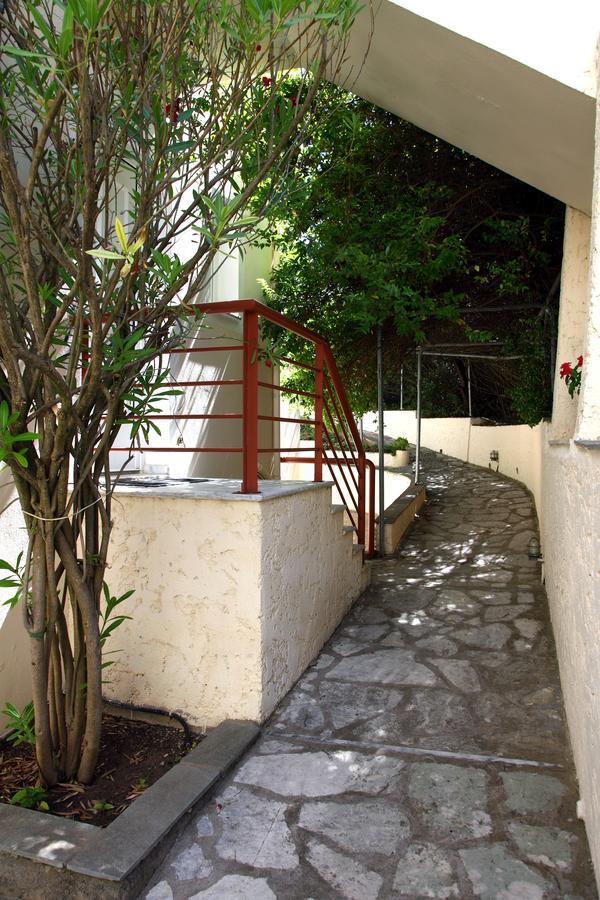 Miranda Resort Nikiana Exterior photo